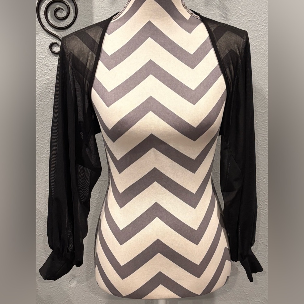 NWOT Mesh Shrug Black